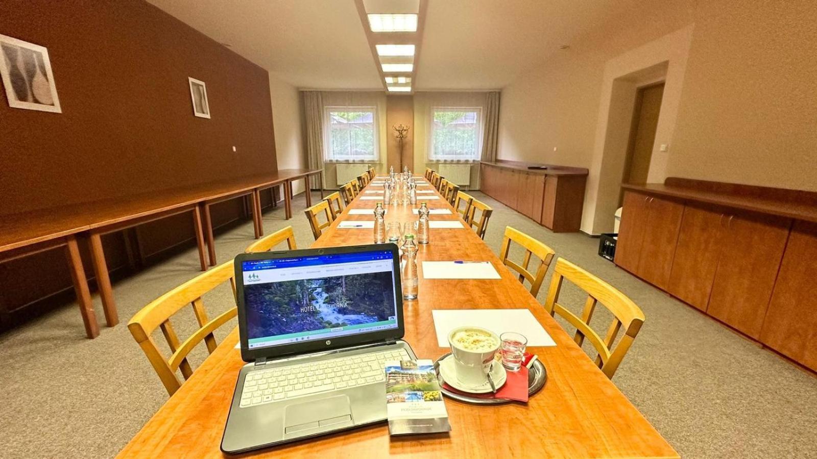 Horsky Hotel Podjavornik Papradno Экстерьер фото